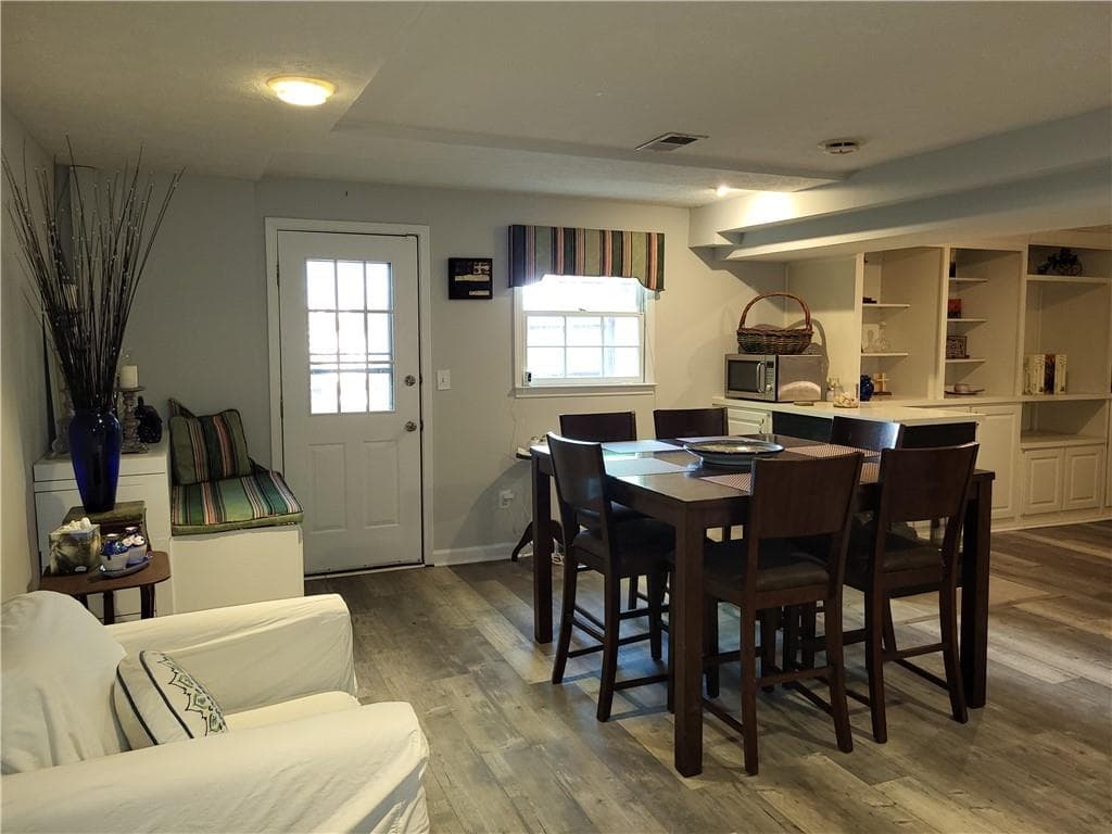 2 bedroom, 1 bathroom, 4,355 sq ft apartment for rent at 1311 Mile Post Drive, Atlanta, GA 30338 for $1,495 a month — photo 5