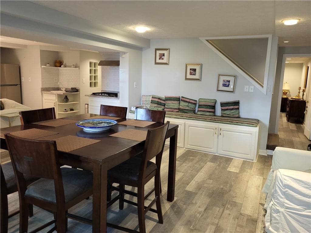 2 bedroom, 1 bathroom, 4,355 sq ft apartment for rent at 1311 Mile Post Drive, Atlanta, GA 30338 for $1,495 a month — photo 6