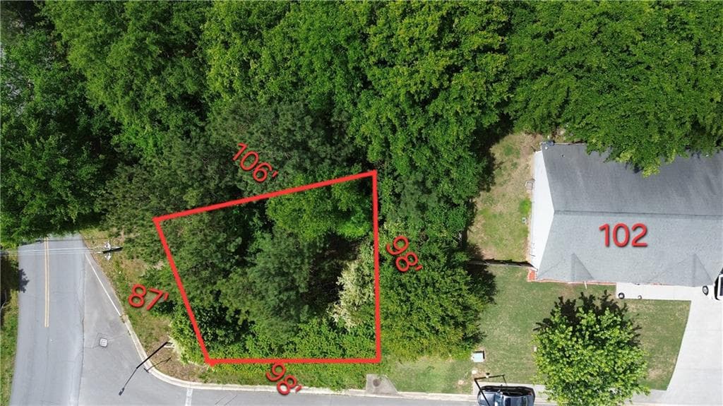 single family residence for sale at 111 Jarrett Drive, Calhoun, GA 30701 — photo 2