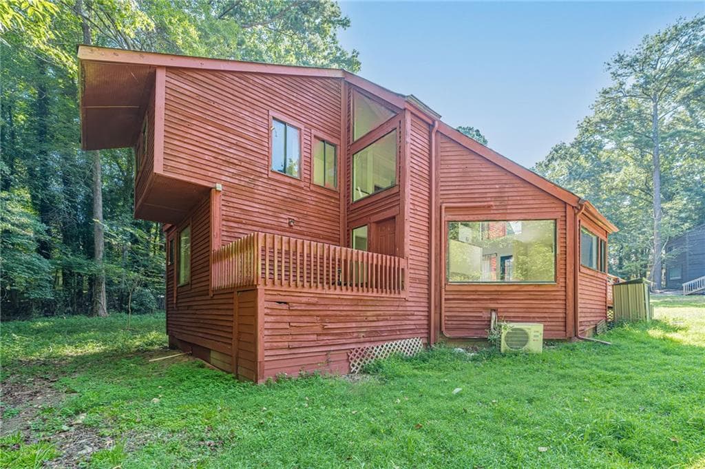 4 bedroom, 3 bathroom, 2,155 sq ft single family residence for sale at 2459 Terrace Trail, Decatur, GA 30035 — photo 6