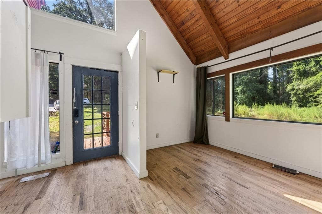 4 bedroom, 3 bathroom, 2,155 sq ft single family residence for sale at 2459 Terrace Trail, Decatur, GA 30035 — photo 7