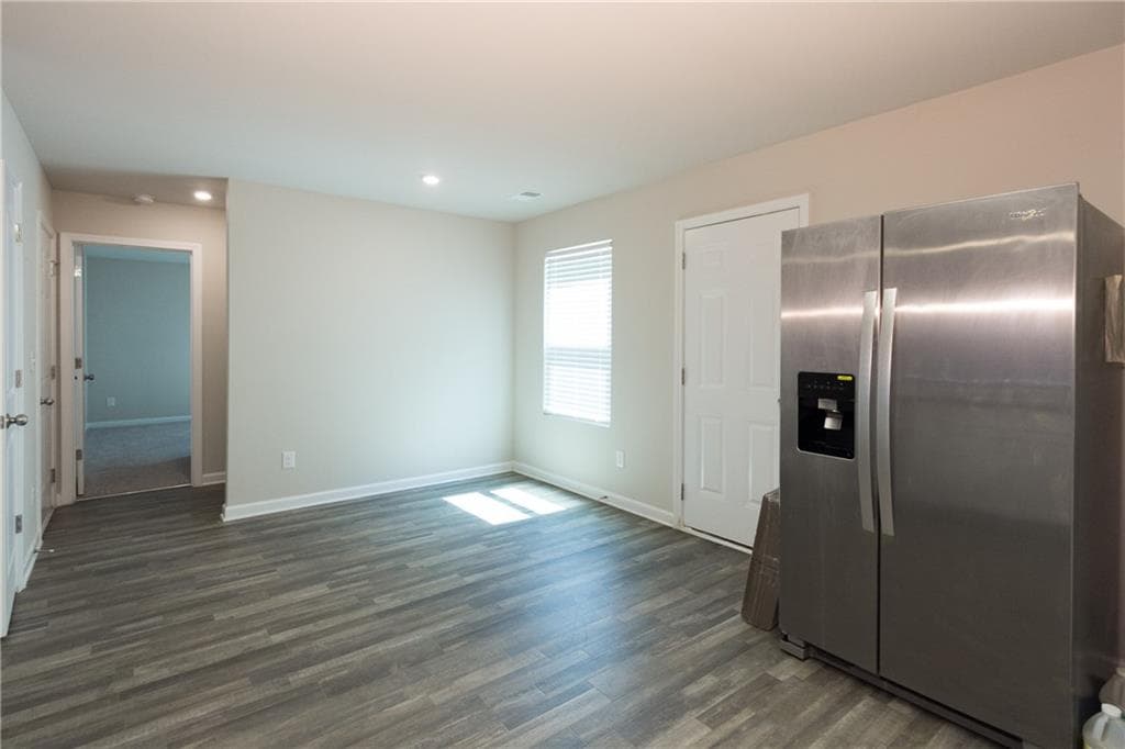 4 bedroom, 3 bathroom, 2,323 sq ft single family residence for rent at 706 Dove Tree Lane, Social Circle, GA 30025 for $2,000 a month — photo 7