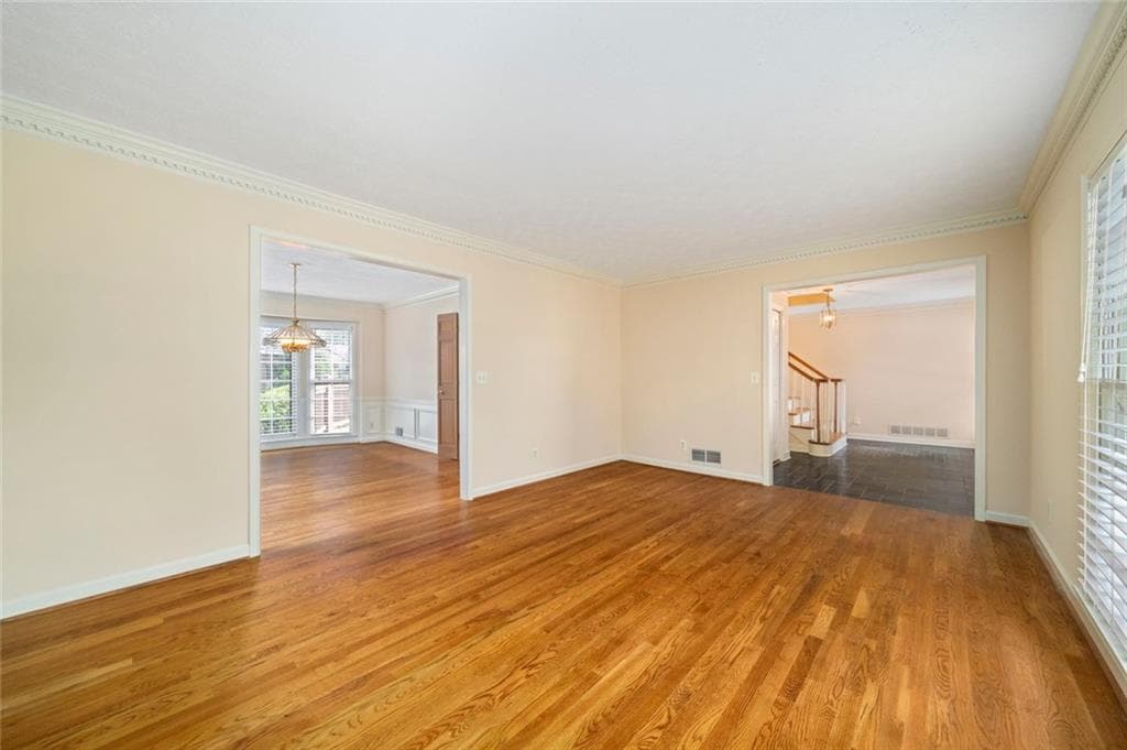 4 bedroom, 4 bathroom, 4,112 sq ft single family residence under contract at 4965 Trailridge Pass, Dunwoody, GA 30338 — photo 5