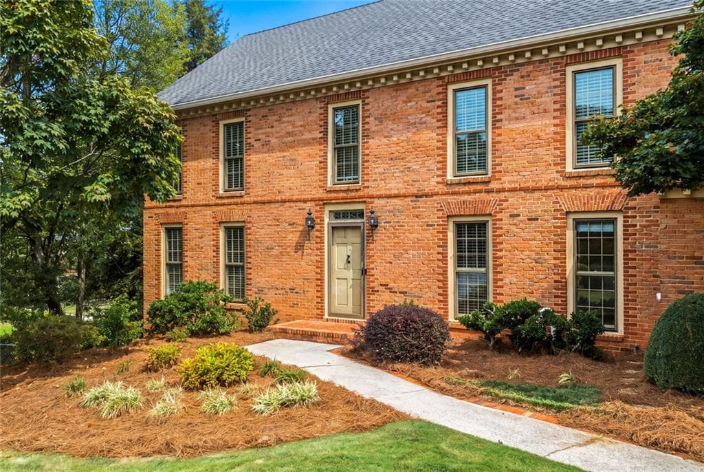 4 bedroom, 4 bathroom, 4,112 sq ft single family residence under contract at 4965 Trailridge Pass, Dunwoody, GA 30338 — photo 7
