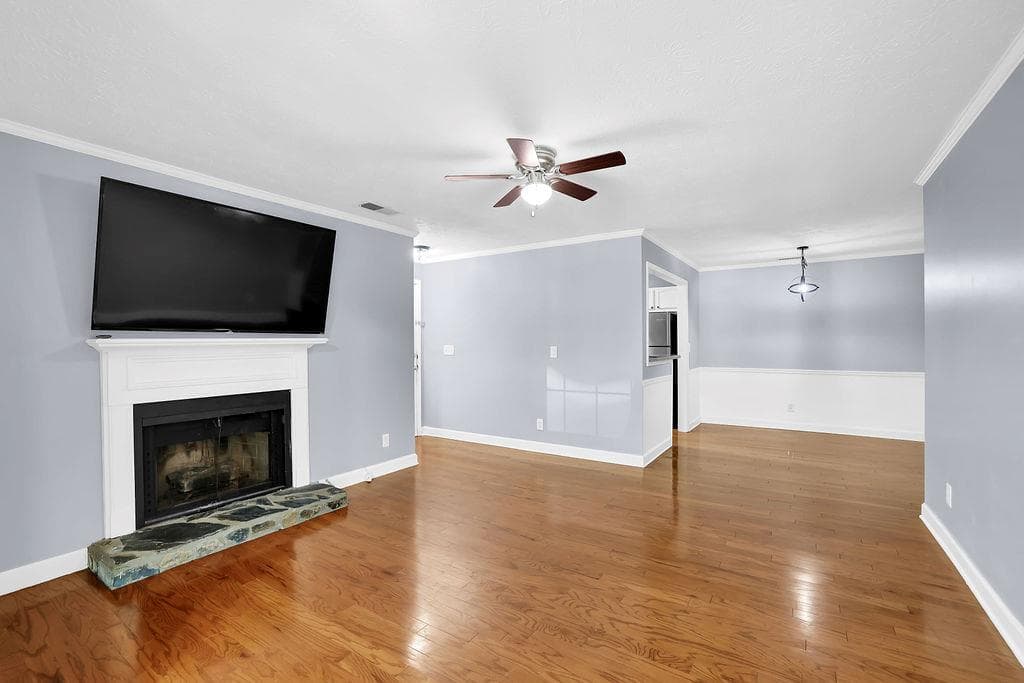 2 bedroom, 1 bathroom, 1,097 sq ft condominium for sale at 1905 Countryside Place, Smyrna, GA 30080 — photo 2