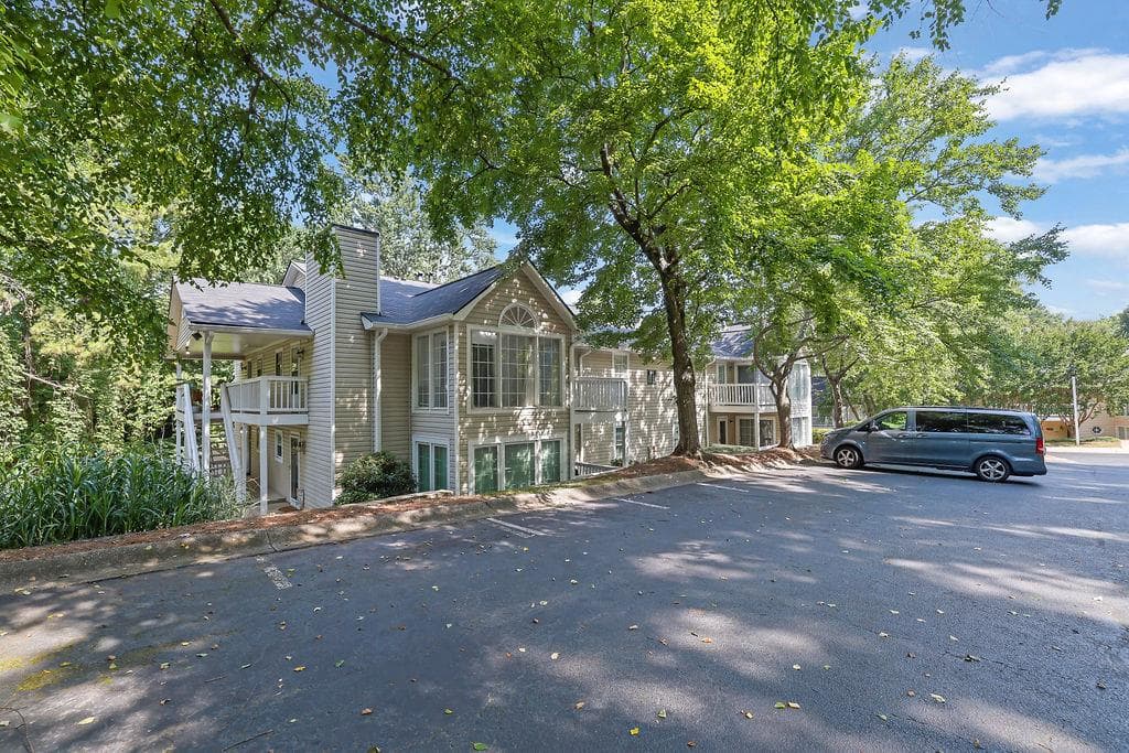 2 bedroom, 1 bathroom, 1,097 sq ft condominium for sale at 1905 Countryside Place, Smyrna, GA 30080 — photo 10