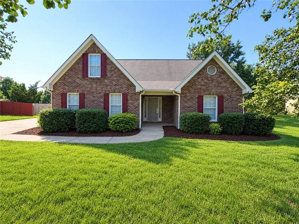 3 bedroom, 2 bathroom, 2,122 sq ft single family residence for rent at 704 White Dove Drive, Mcdonough, GA 30253 for $2,145 a month