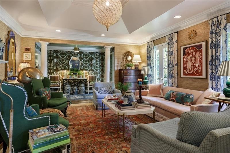 3 bedroom, 3 bathroom, 2,787 sq ft single family residence for sale at 349 Pineland Road, Atlanta, GA 30342 — photo 5