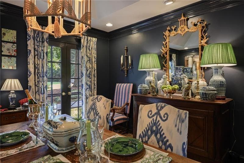 3 bedroom, 3 bathroom, 2,787 sq ft single family residence for sale at 349 Pineland Road, Atlanta, GA 30342 — photo 9
