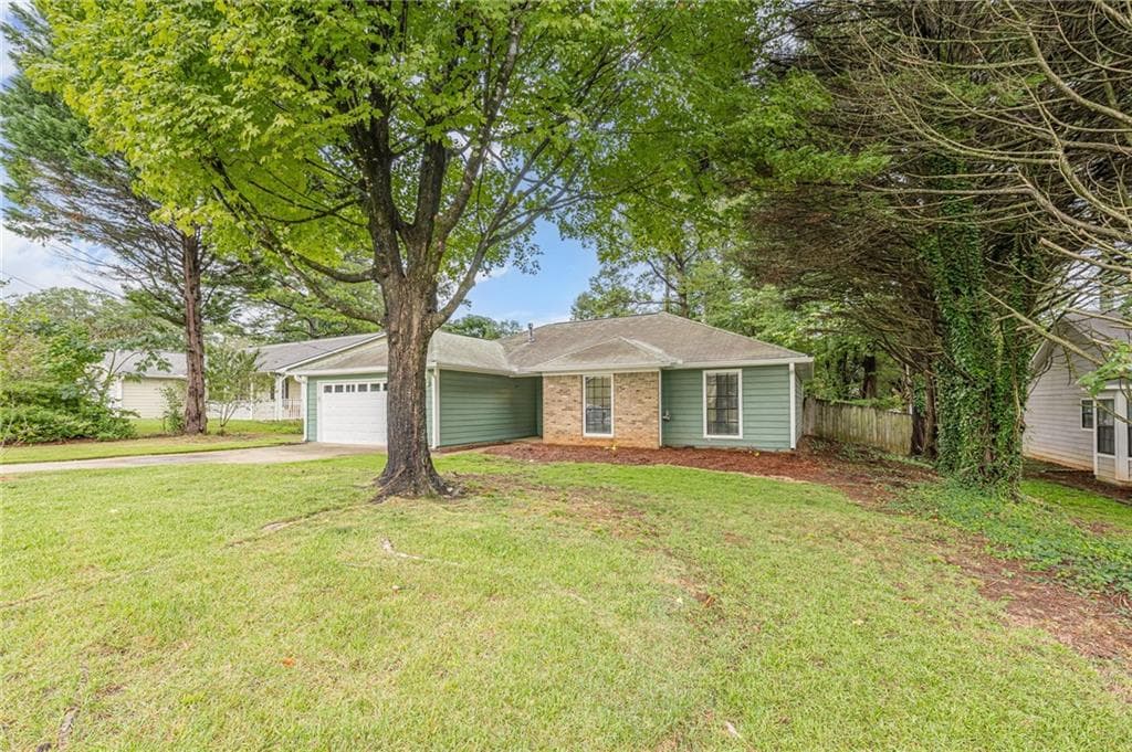 3 bedroom, 2 bathroom, 1,442 sq ft single family residence under contract at 1648 Brandon Square, Lawrenceville, GA 30044 — photo 6