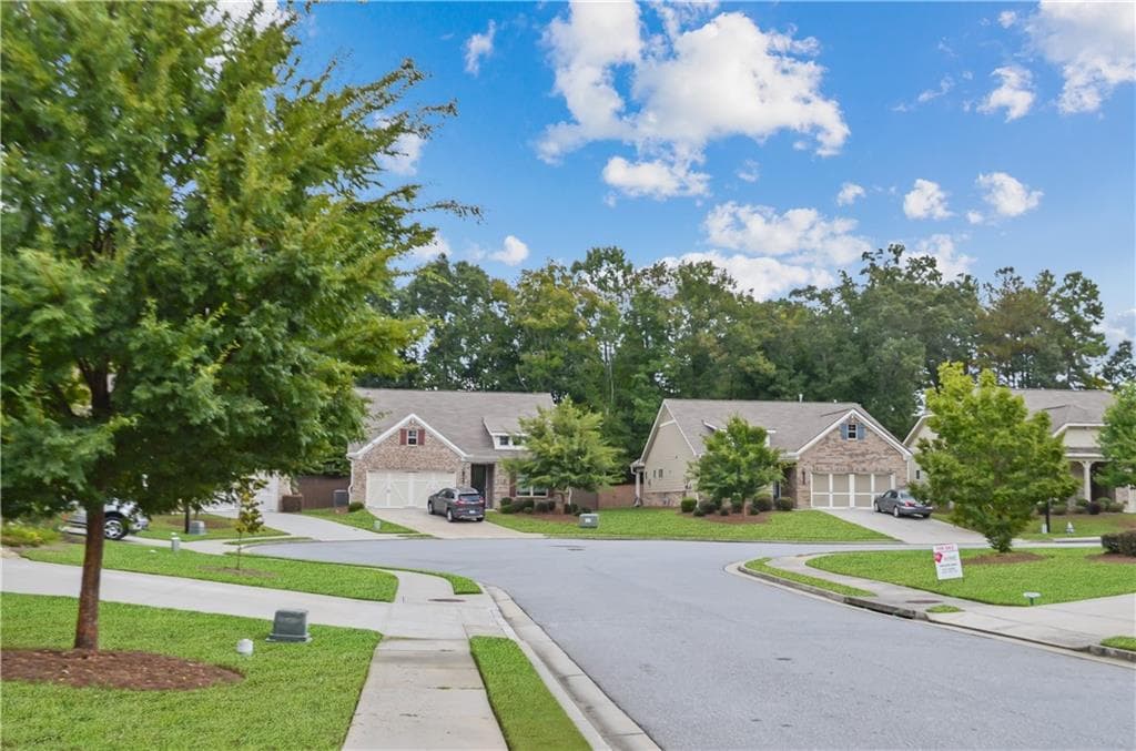 3 bedroom, 2 bathroom, 2,208 sq ft single family residence for sale at 3040 Appling Hills Drive, Dacula, GA 30019 — photo 2