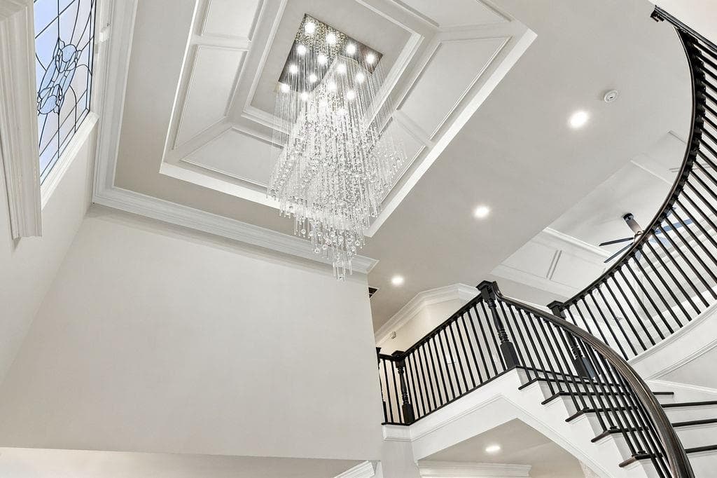 6 bedroom, 7 bathroom, 7,202 sq ft single family residence for sale at 8585 Royal Troon Drive, Duluth, GA 30097 — photo 5