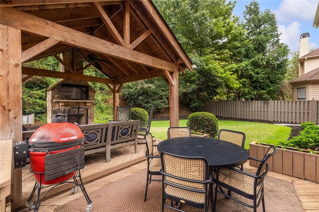 4 bedroom, 4 bathroom, 2,921 sq ft single family residence for sale at 3211 Windsor Lake Drive, Brookhaven, GA 30319 — photo 3
