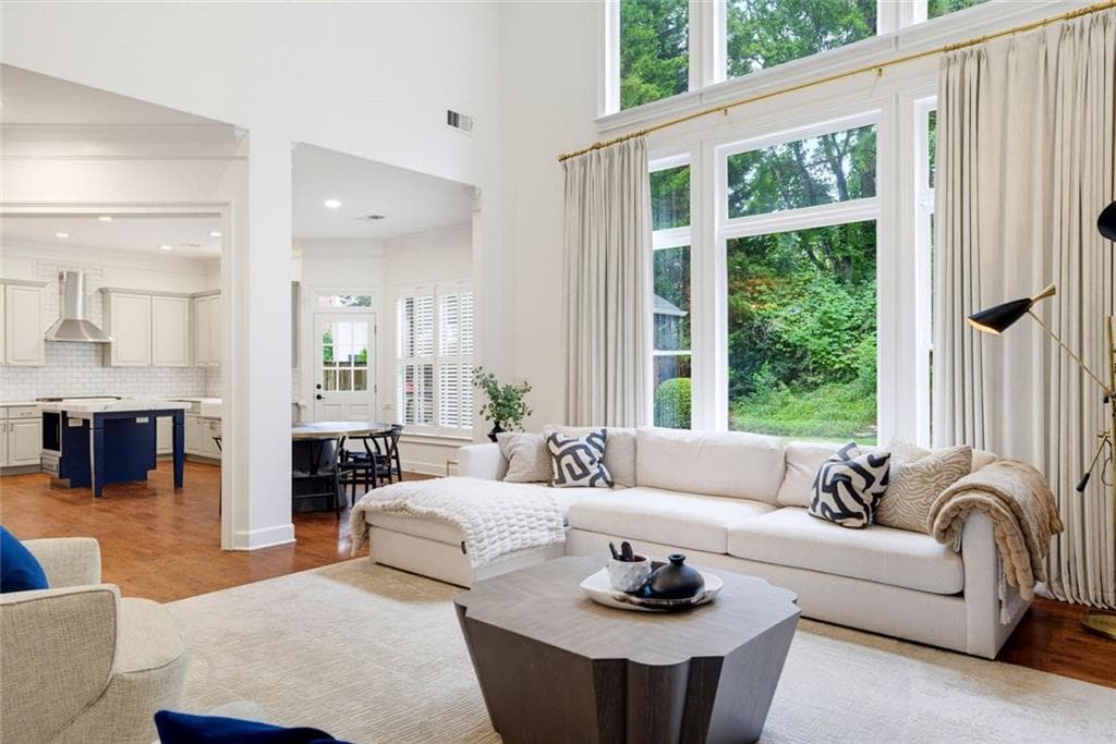 4 bedroom, 4 bathroom, 2,921 sq ft single family residence for sale at 3211 Windsor Lake Drive, Brookhaven, GA 30319 — photo 5