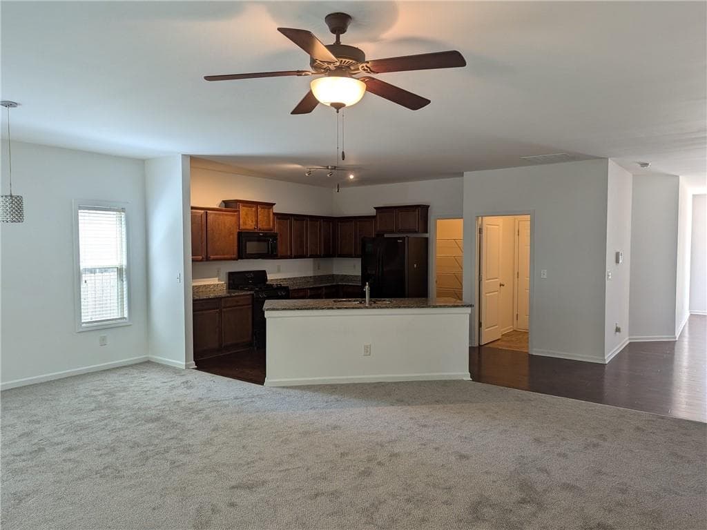 3 bedroom, 2 bathroom, 1,692 sq ft single family residence for rent at 4205 Pearhaven Lane, Gainesville, GA 30504 for $2,175 a month — photo 5