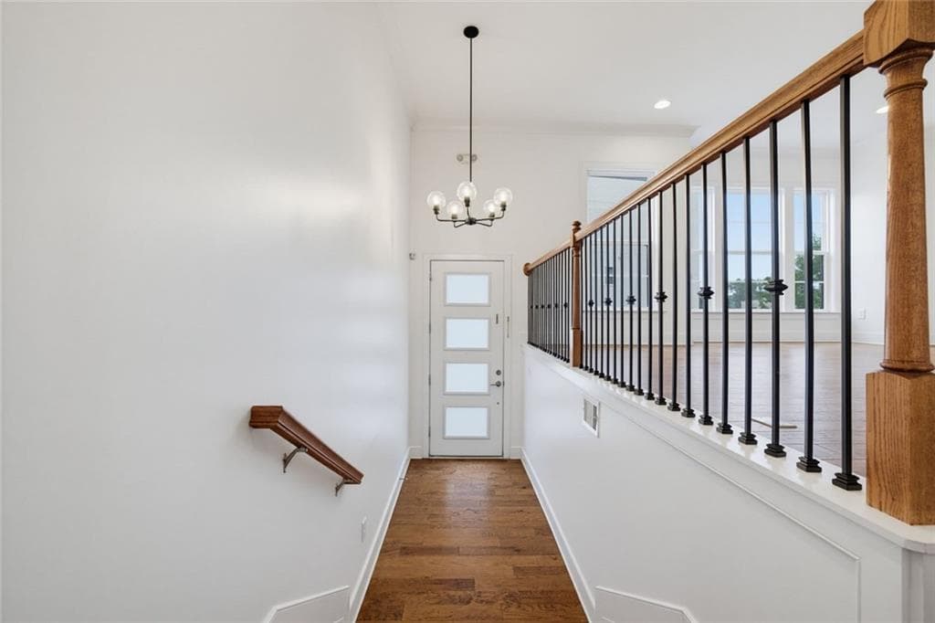3 bedroom, 4 bathroom, 3,100 sq ft townhouse for sale at 844 Stonehill Lane, Atlanta, GA 30324 — photo 3