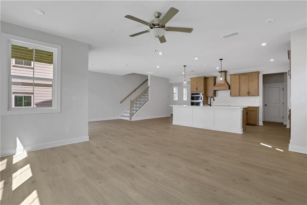 5 bedroom, 4 bathroom, 3,351 sq ft single family residence for sale at 116 Kindred Lane, Marietta, GA 30066 — photo 10