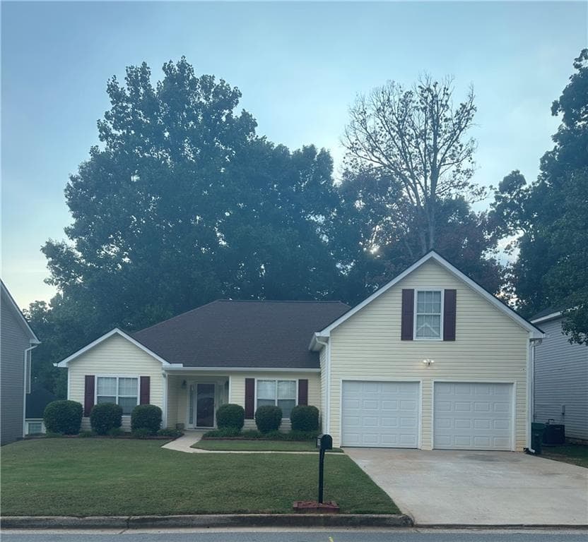 4 bedroom, 2 bathroom, 1,785 sq ft single family residence for sale at 2967 Hampton Club Way, Lithonia, GA 30038