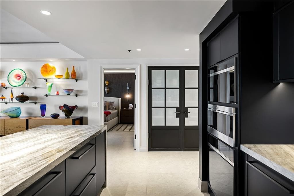 2 bedroom, 3 bathroom, 2,090 sq ft condominium for sale at 75 14th Street 4420, Atlanta, GA 30309 — photo 9