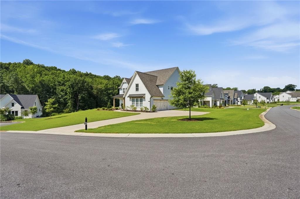 5 bedroom, 5 bathroom, 3,371 sq ft single family residence under contract at 8210 Long Knoll Way, Gainesville, GA 30506 — photo 3