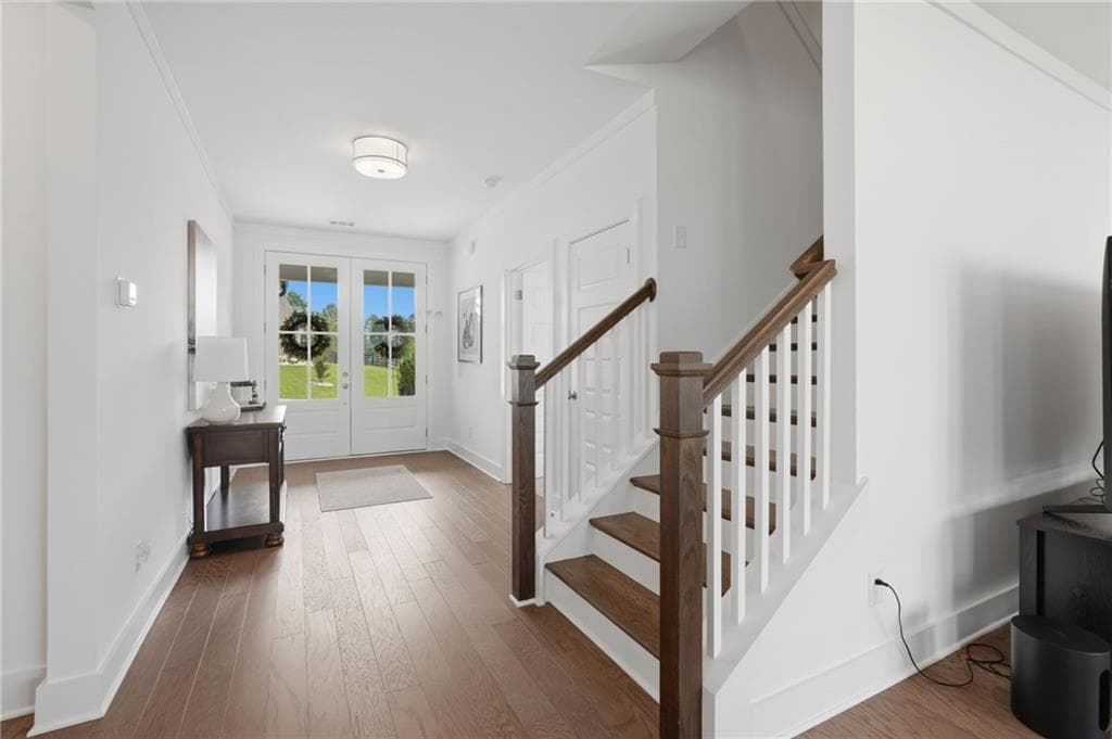 5 bedroom, 5 bathroom, 3,371 sq ft single family residence under contract at 8210 Long Knoll Way, Gainesville, GA 30506 — photo 6