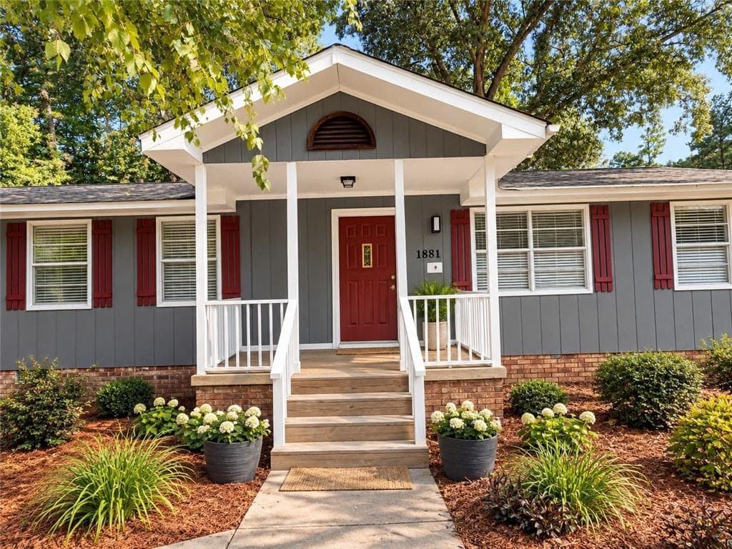 3 bedroom, 2 bathroom, 1,848 sq ft single family residence for sale at 1881 Flat Shoals Road, Conyers, GA 30094 — photo 2
