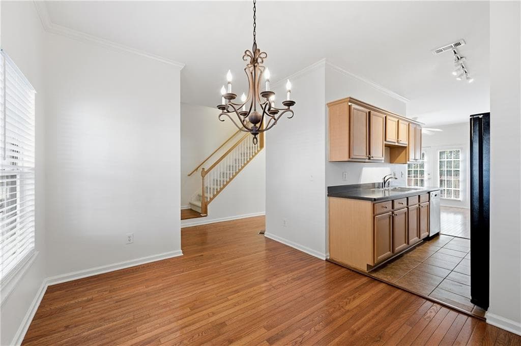 2 bedroom, 3 bathroom, 1,300 sq ft townhouse for rent at 1803 Masons Creek Circle, Sandy Springs, GA 30350 for $2,500 a month — photo 4