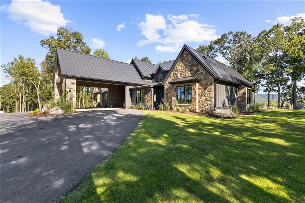 4 bedroom, 5 bathroom, 3,638 sq ft single family residence for sale at 364 Bravo Way, Talking Rock, GA 30175 — photo 9
