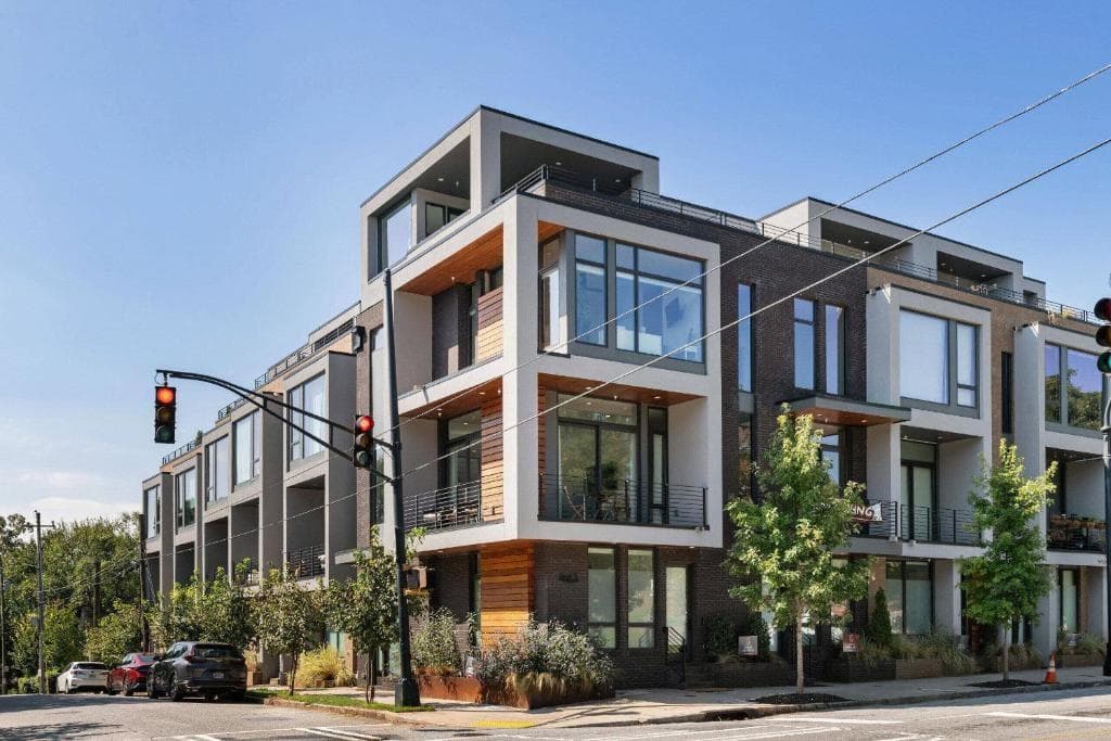 3 bedroom, 4 bathroom, 1,800 sq ft townhouse for rent at 105 Georgia Avenue 5, Atlanta, GA 30312 for $5,000 a month — photo 5