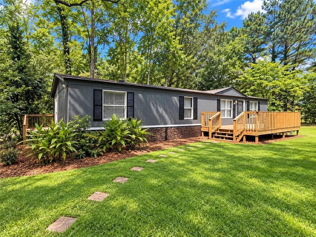 3 bedroom, 2 bathroom single family residence under contract at 729 Doster Circle, Winder, GA 30680
