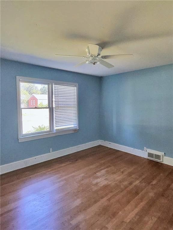 2 bedroom, 2 bathroom, 2,208 sq ft single family residence for sale at 330 S Culver Street, Lawrenceville, GA 30046 — photo 8