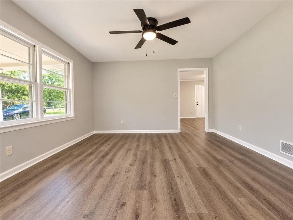 3 bedroom, 2 bathroom, 1,421 sq ft single family residence for rent at 4449 Chamblee Tucker Road, Tucker, GA 30084 for $1,999 a month — photo 7