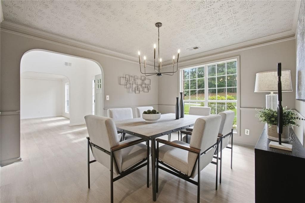 5 bedroom, 3 bathroom, 3,228 sq ft single family residence for sale at 11939 Scottish Court, Fayetteville, GA 30215 — photo 7