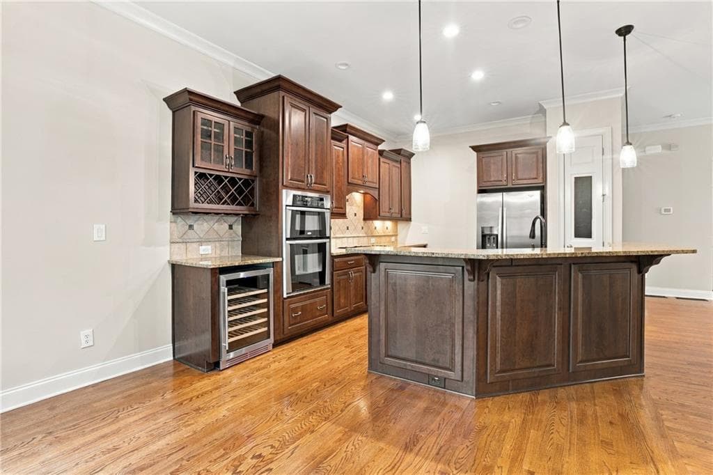 3 bedroom, 4 bathroom, 2,420 sq ft townhouse for rent at 5201 Waters Edge Trail, Roswell, GA 30075 for $3,500 a month — photo 3