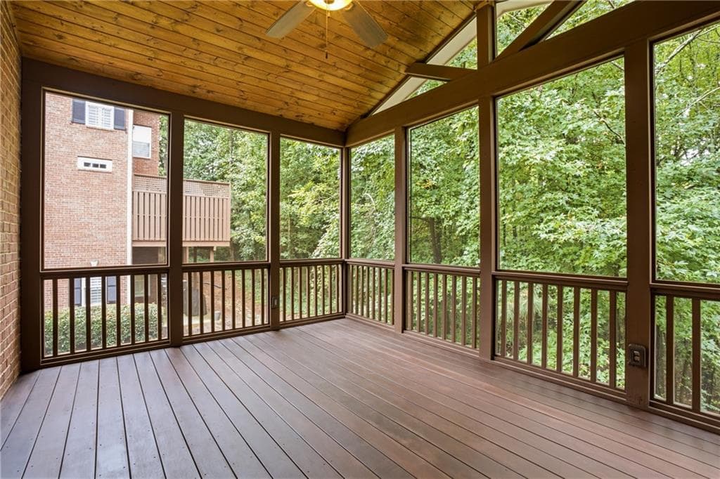 3 bedroom, 4 bathroom, 2,420 sq ft townhouse for rent at 5201 Waters Edge Trail, Roswell, GA 30075 for $3,500 a month — photo 4