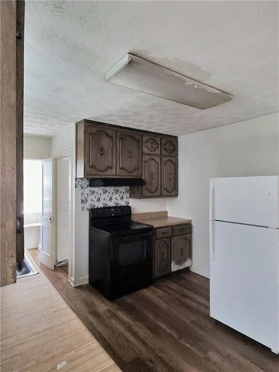 2 bedroom, 1 bathroom, 1,283 sq ft single family residence for sale at 306 S Culver Street, Lawrenceville, GA 30046 — photo 8