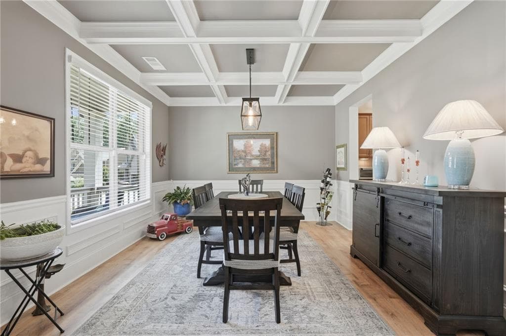 5 bedroom, 4 bathroom, 4,511 sq ft single family residence for sale at 5745 Sutters View, Cumming, GA 30028 — photo 9