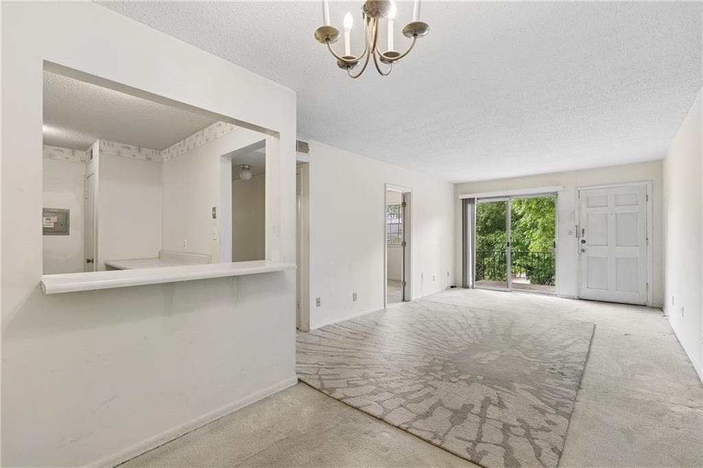 2 bedroom, 2 bathroom, 936 sq ft condominium for sale at 1231 Church Street D, Decatur, GA 30030 — photo 4