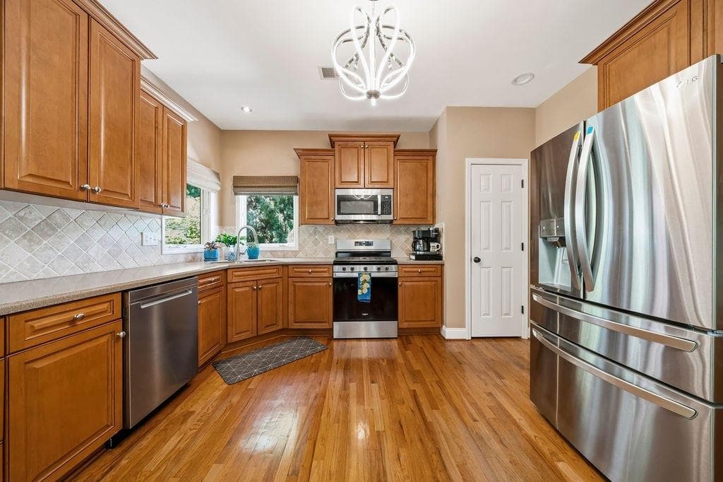 5 bedroom, 4 bathroom, 3,979 sq ft single family residence for sale at 151 Misty View Lane, Acworth, GA 30101 — photo 7