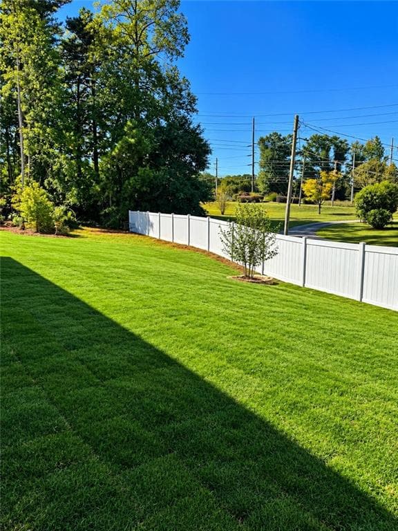4 bedroom, 3 bathroom, 2,156 sq ft single family residence for rent at 27 Gulfstream Drive, LaGrange, GA 30241 for $2,450 a month — photo 4