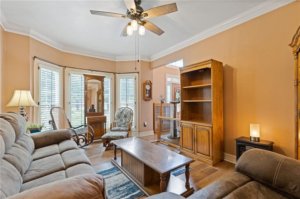 5 bedroom, 3 bathroom, 3,522 sq ft single family residence for sale at 605 Ozora Road, Loganville, GA 30052 — photo 9