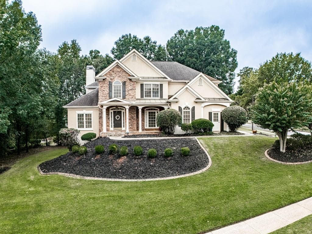 6 bedroom, 4 bathroom, 4,500 sq ft single family residence for sale at 2639 Morning Side Trail, Kennesaw, GA 30144 — photo 2
