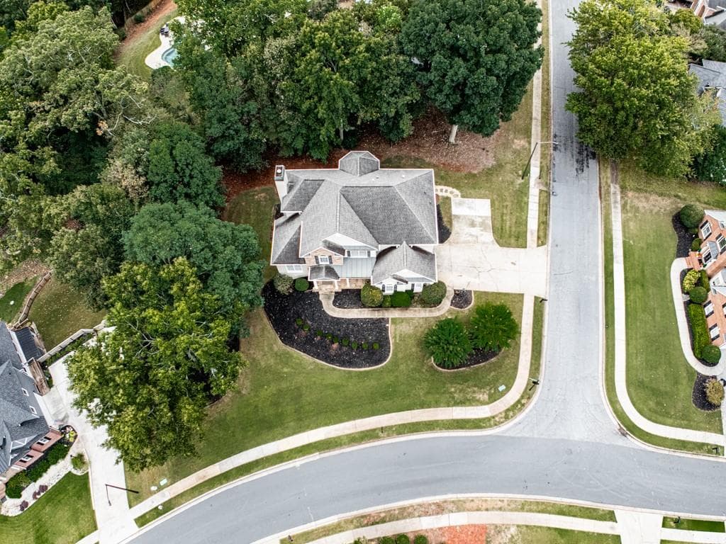 6 bedroom, 4 bathroom, 4,500 sq ft single family residence for sale at 2639 Morning Side Trail, Kennesaw, GA 30144 — photo 3