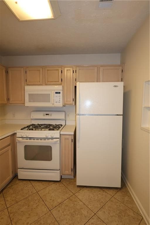 2 bedroom, 2 bathroom, 1,104 sq ft single family residence for rent at 2722 Highland Ridge, Kennesaw, GA 30152 for $1,895 a month — photo 9