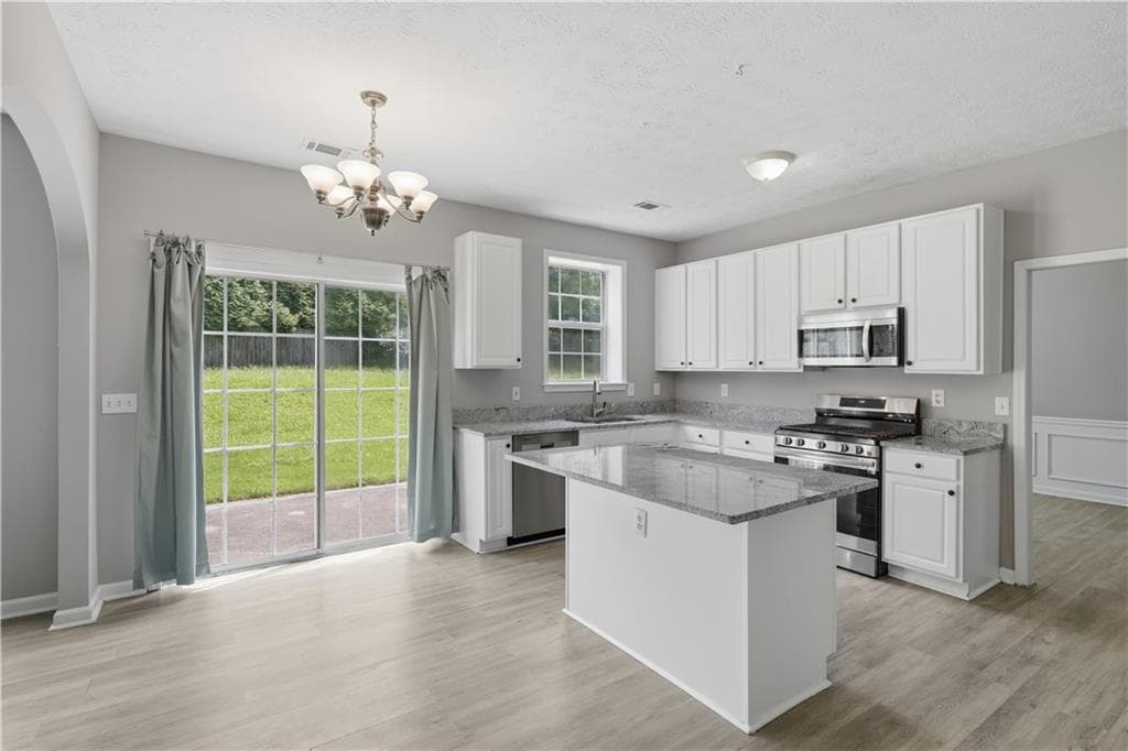 4 bedroom, 3 bathroom, 2,504 sq ft single family residence for rent at 2120 Grand Junction, Alpharetta, GA 30004 for $2,950 a month — photo 8