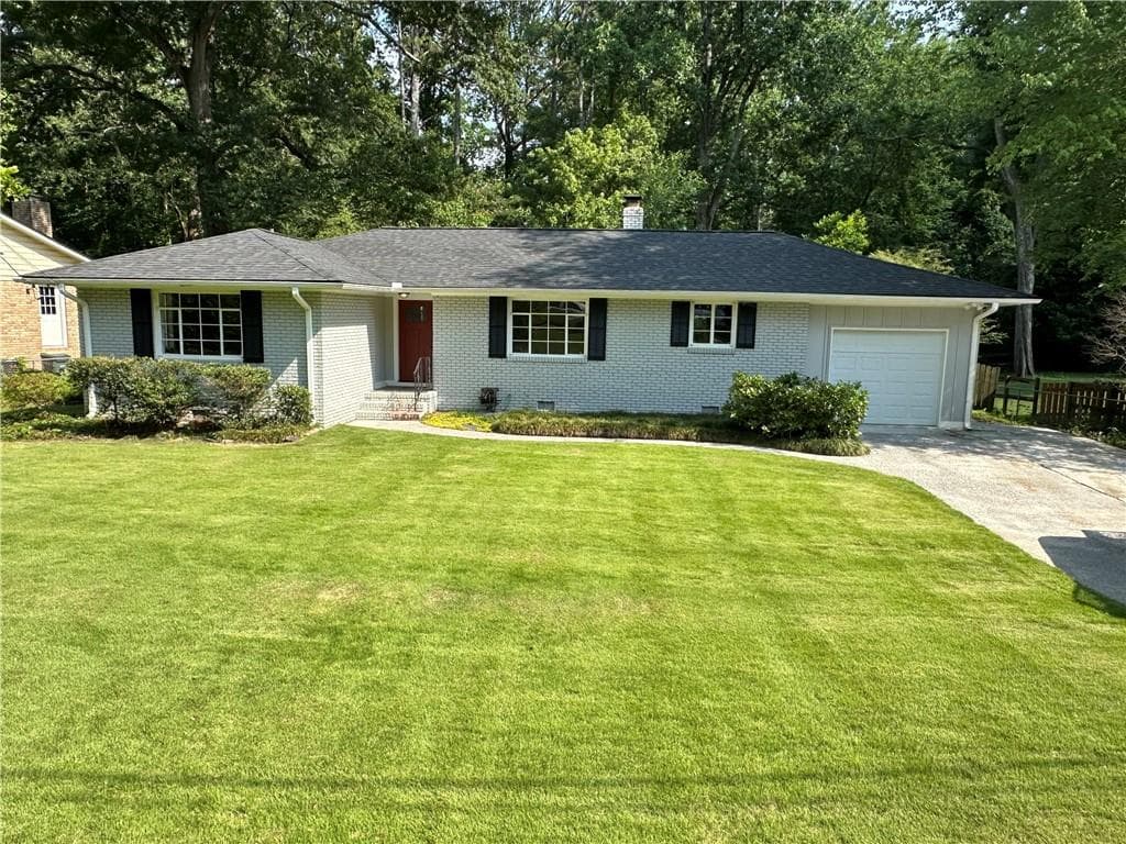 3 bedroom, 2 bathroom, 1,392 sq ft single family residence for rent at 287 Brookwood Drive, Marietta, GA 30064 for $2,400 a month — photo 1 of 24