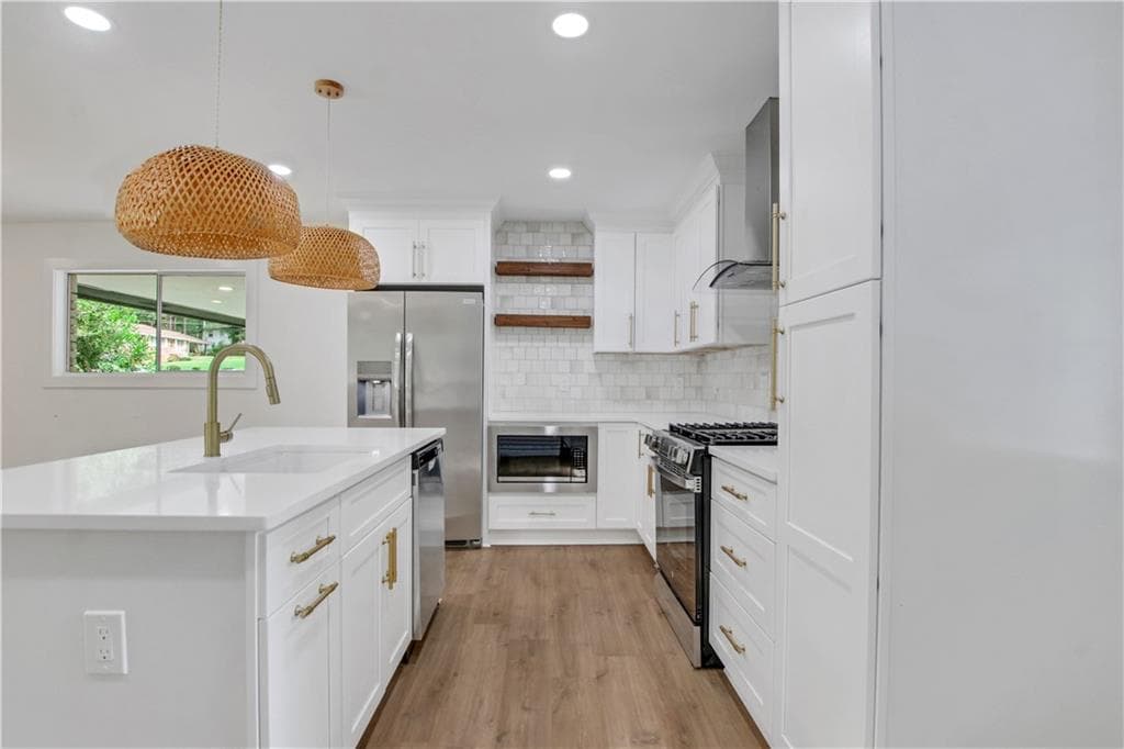 4 bedroom, 3 bathroom, 2,809 sq ft single family residence for sale at 1905 Delowe Place, Atlanta, GA 30311 — photo 9