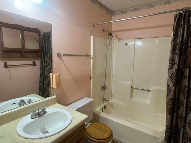3 bedroom, 2 bathroom, 1,255 sq ft single family residence for sale at 58 Rivercrest Drive, Riverdale, GA 30274 — photo 9
