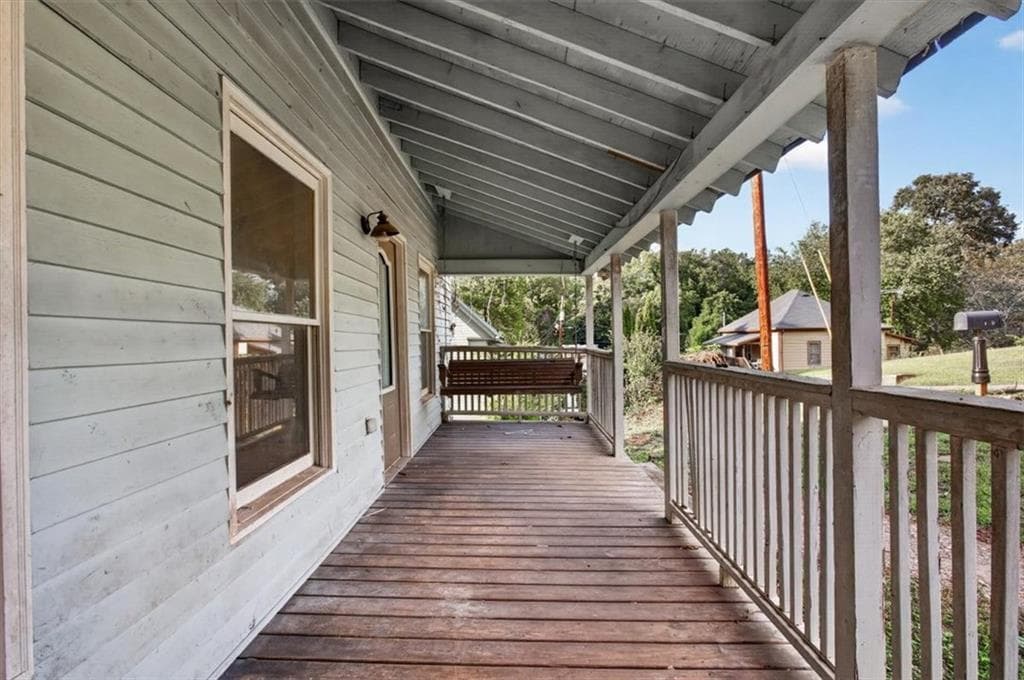 2 bedroom, 2 bathroom, 990 sq ft single family residence for sale at 210 Burge Street, Canton, GA 30114 — photo 3