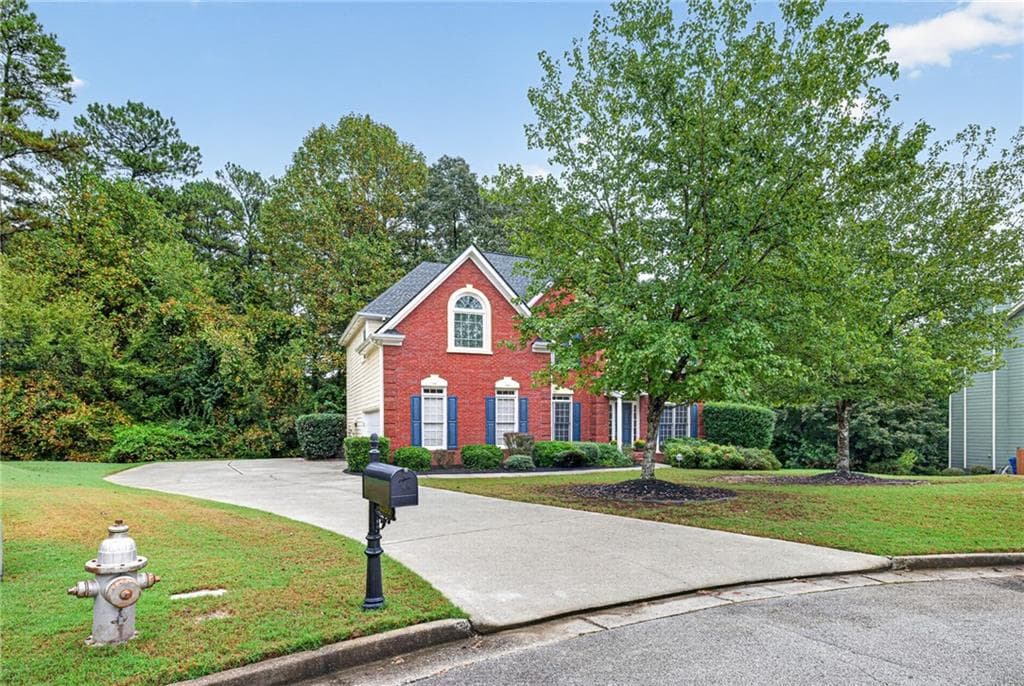 7 bedroom, 4 bathroom, 4,643 sq ft single family residence for sale at 4395 Mayes Farm Court, Marietta, GA 30064 — photo 3